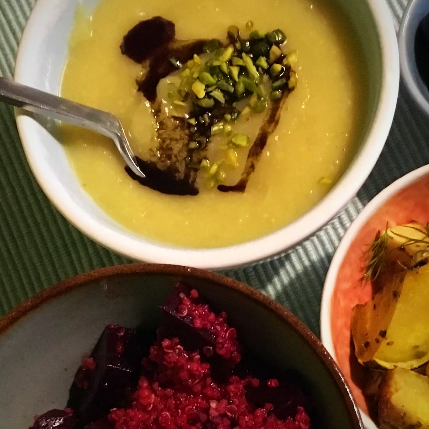 Ein Pastinakensüppchen mit Cashews