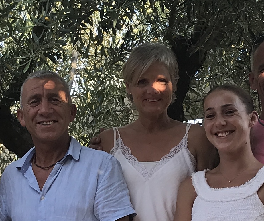 De gauche à droite: Thierry, Yvonne & Célia