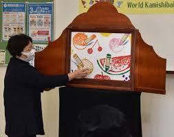 紙芝居で昭和の庶民文化を継承