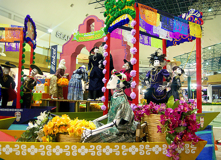 Perisur. Ofrenda de Muertos, Xochimilco