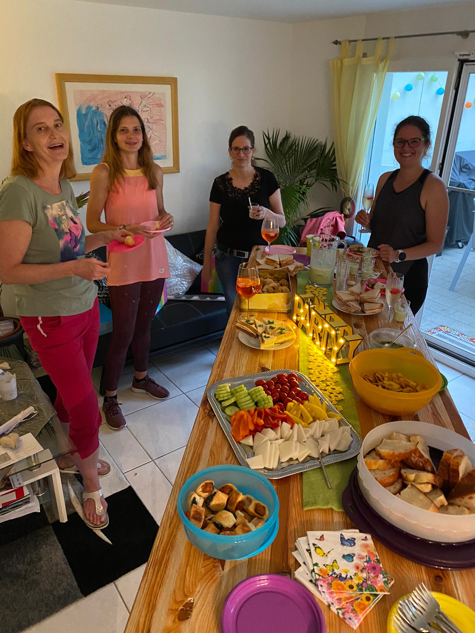 Zumba Sommer Abschluss 2021, Megaaa leckees Apéro