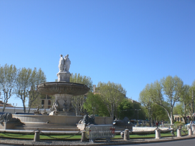 Fountain of the Rotonda / Fountain of the three Graces