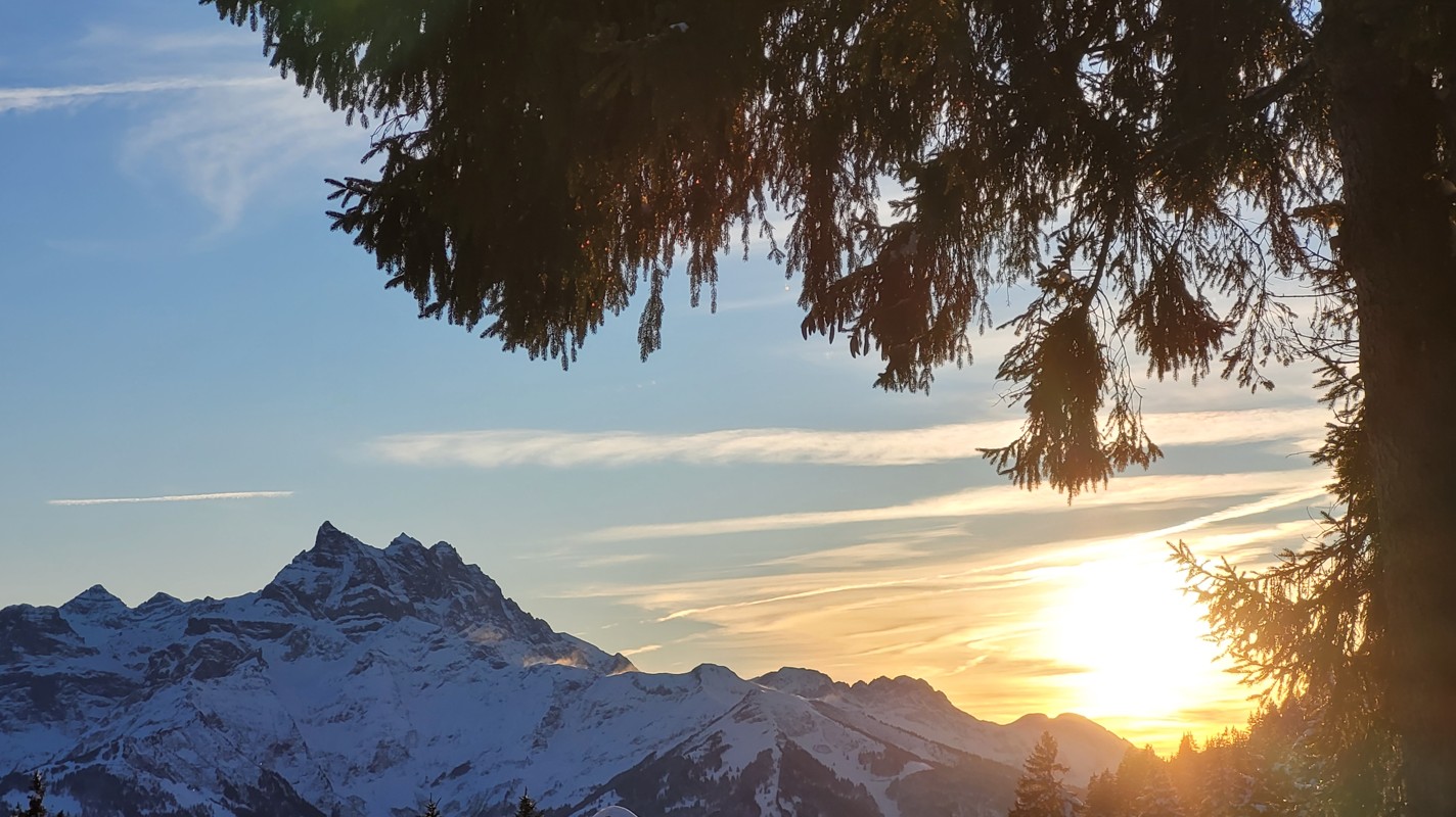 Les Dents du Midi : la parure rocheuse du Chablais valaisan