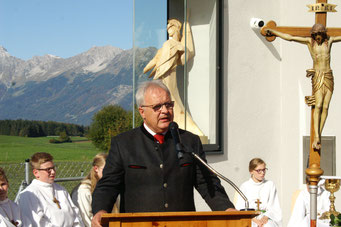 NR Hermann Gahr