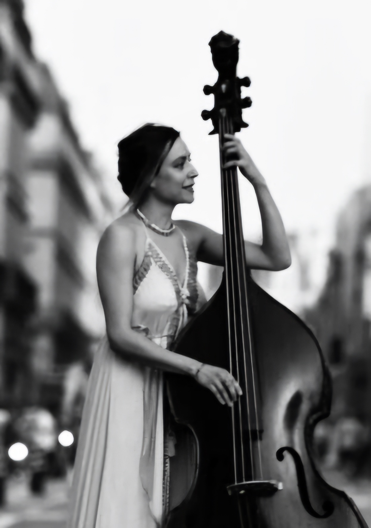 Emma DERIVIERE, contrebasse