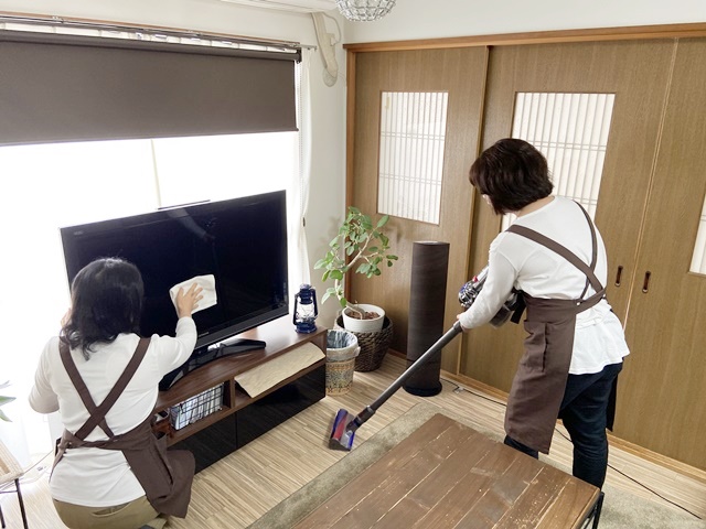 年末の大掃除や溜まった汚れは、プロ2名の「スピード解決」で心までスッキリ！