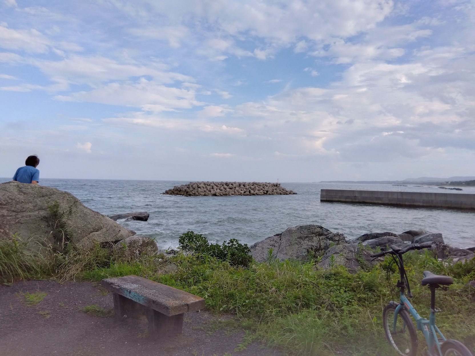 教室終わりに海岸周りを自転車で散歩