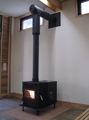 PW-450 - まきストーブ ～ 森のエネルギー ｜