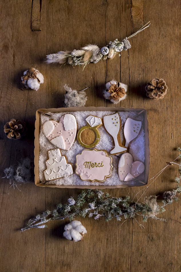 Coffret de biscuits personnalisés à offrir en cadeaux invités (Paolette &Rosa)