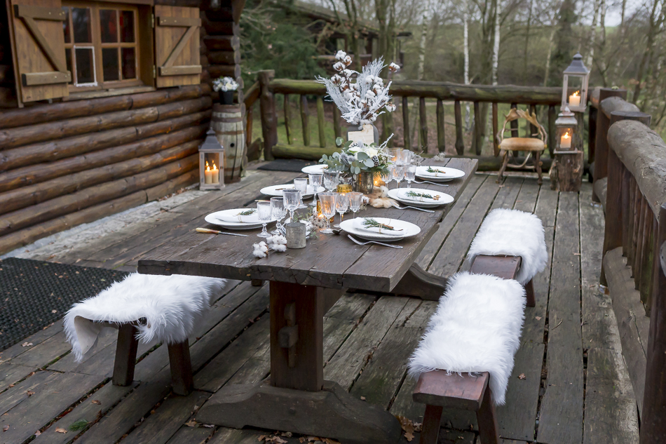 Table de mariage hivernale (Scénographie Sabrina Lannoy - Décoration florale : L’Atlelier Fleuriste)