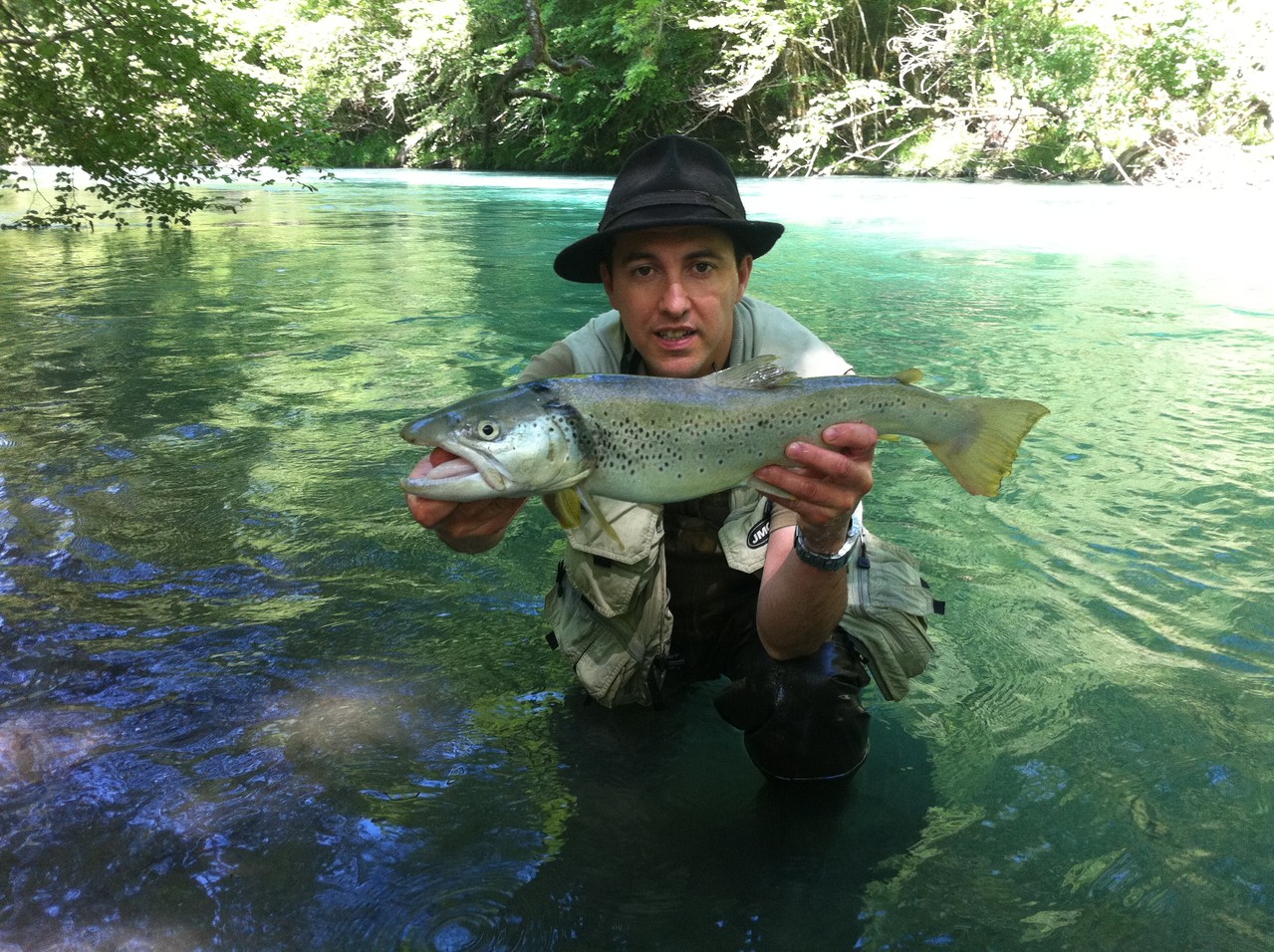 Pêche Truite Pyrénées 64 Location Gite à Oloron Sainte - 