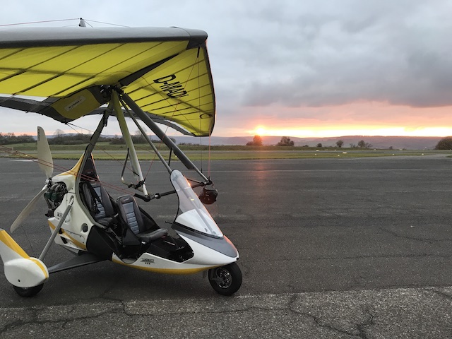 Drachentrike Ausbildung am Flugplatz Höxter