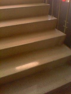 Abrillantado de escaleras-después de.