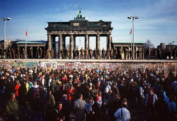 La caída del muro de Berlín (1989)