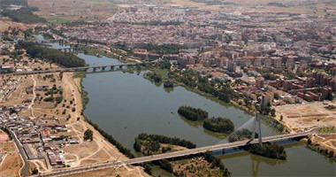 El Guadiana a su paso por Badajoz.