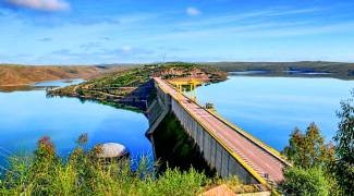 Embalse de La Serena sobre el río Zújar.