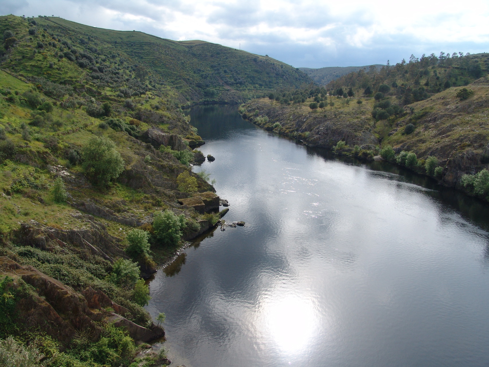 El Tajo "encajonado" en la penillanura.