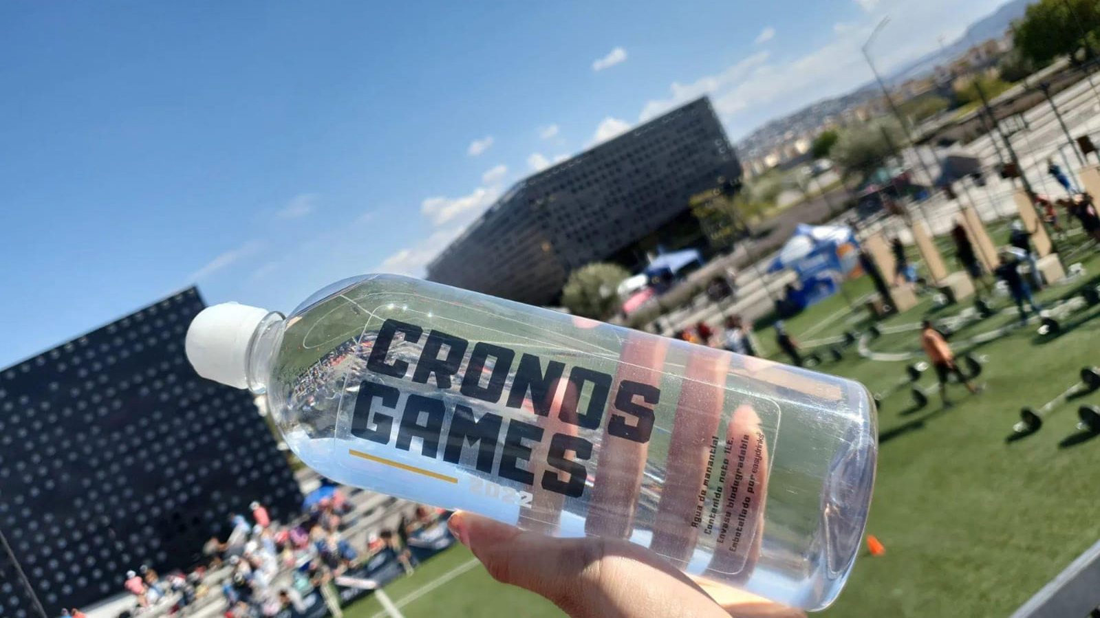 ¿Cual es la mejor opción de agua personalizada con logo para eventos deportivos?