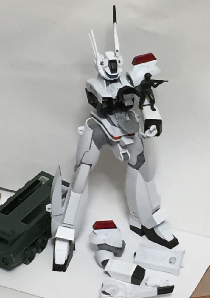 2019WF夏 OVA版 として 2号機の紅肩パーツ 等 付属 で 1号機と コンパチです(^^)