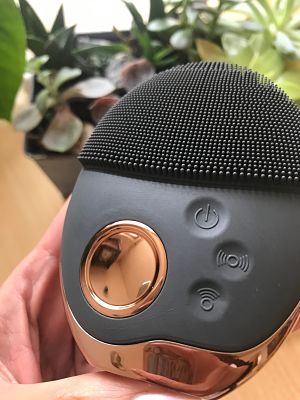 cepillo limpiador para el rostro, imitacion foreo, reseña limpiador rostro, aparatos para limpiar el rostro, eliminar puntos negros, haul aliexpress, aparatos faciales, limpiador rostro, limpiador electrico rostro