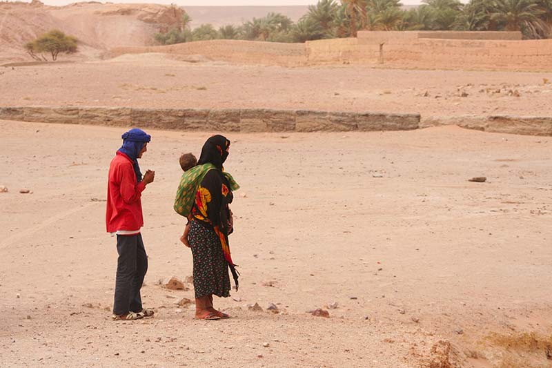 Famille dans un oasis - Sahara - Maroc