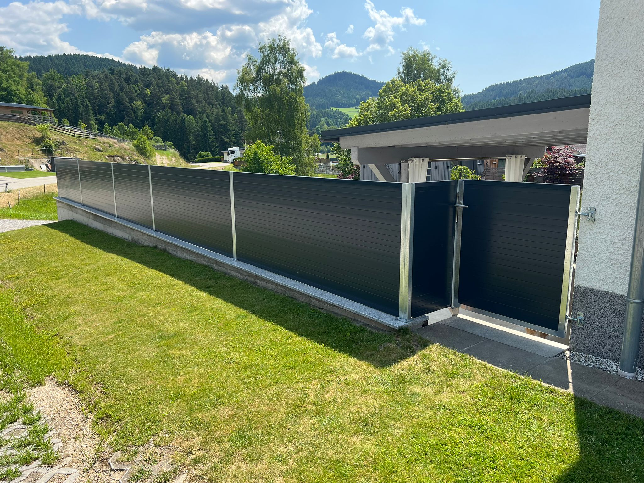 Sichtschutzzaun Baustoffe Metallcon