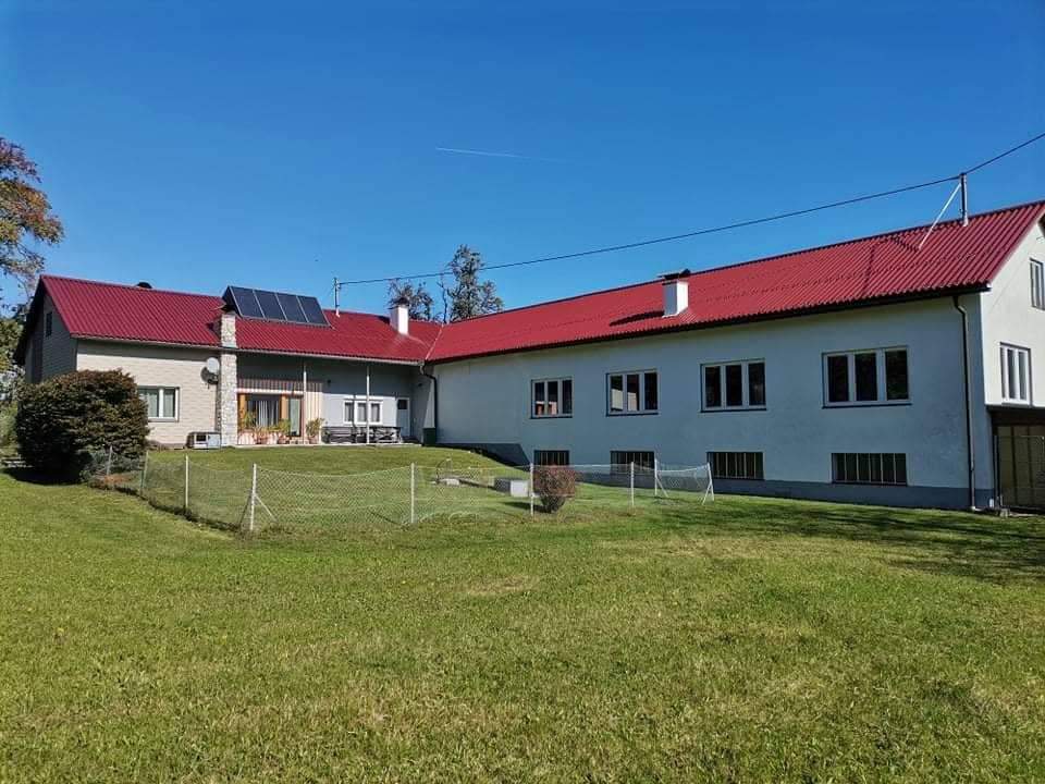 Saniertes Dach mit Aluminiumprofil