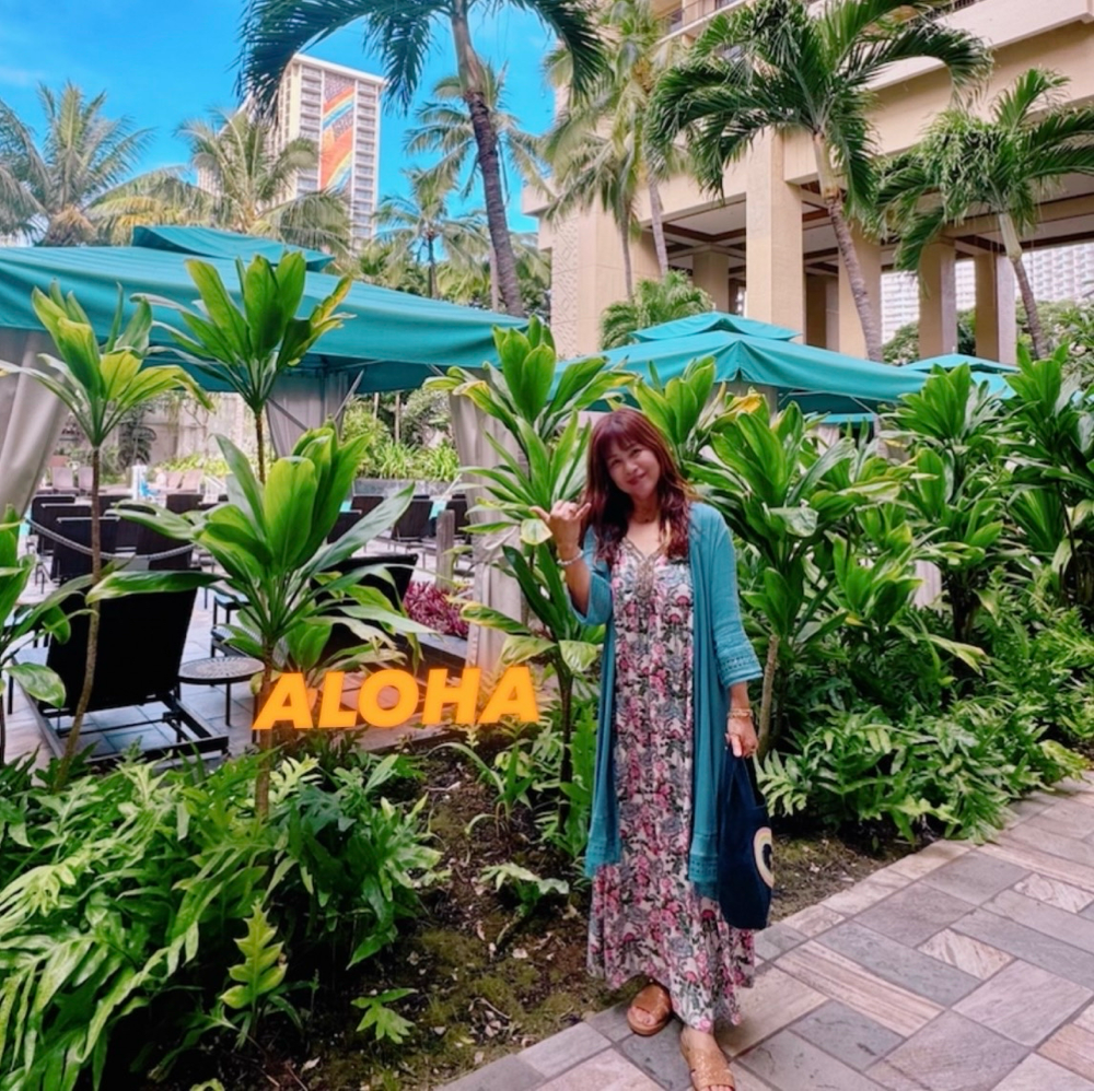 ALOHA（アロハ）数秘アドバイザのMASUMI（ますみ）による愛と癒しのALOHAカード、生年月日と名前から導き出す数秘術、サプリメントカラーを使ったハッピーリーディング。   生年月日とお名前を基に、数秘術・タロット・カラーセラピー・ハワイアンビューティ メソッドなど、様々な観点から導き出し、分かりやすく解説するオリジナルリーディングで、これからの人生への元気・勇気・癒やしをサポートします。