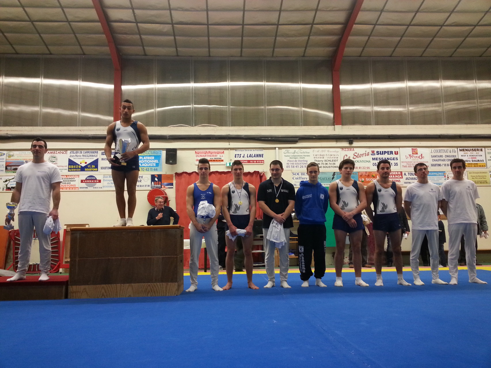 Podium Indviduel Adultes: 1er Alioune Cissé Jeanne d'Arc de Dax, 2ème Nicolas Belleau Ecureuils de Soustons, 3ème Aurélien Roy Croisés de Bayonne