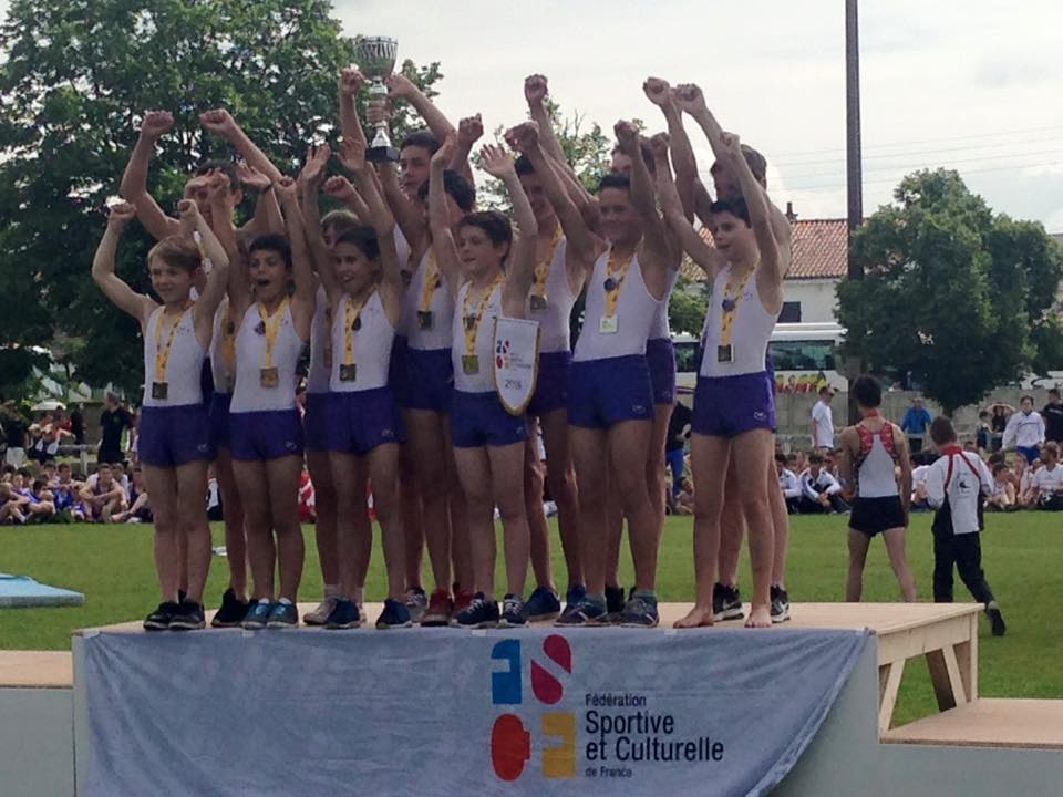 Podium Pupilles F2: 1er la Jeanne d'Arc de Dax