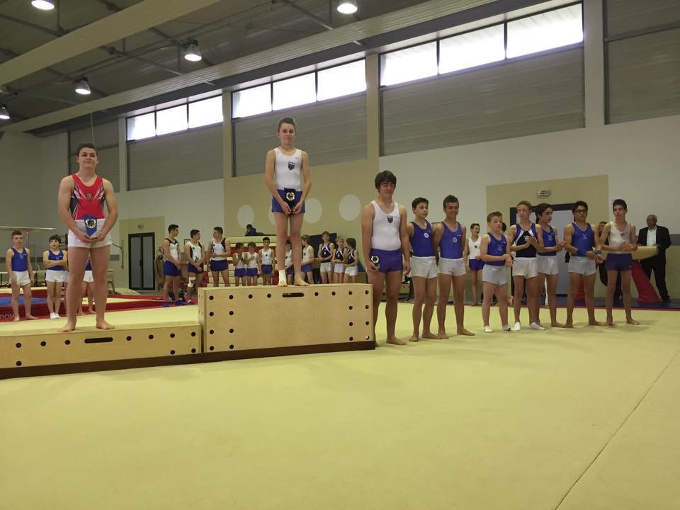 Podium Minimes: 1er Charly Dufourcq Jeanne d'Arc de Dax, 2ème Loïc Bossénie Flambeau de Pau, 3ème Youn Sorio Jeanne d'Arc de Dax