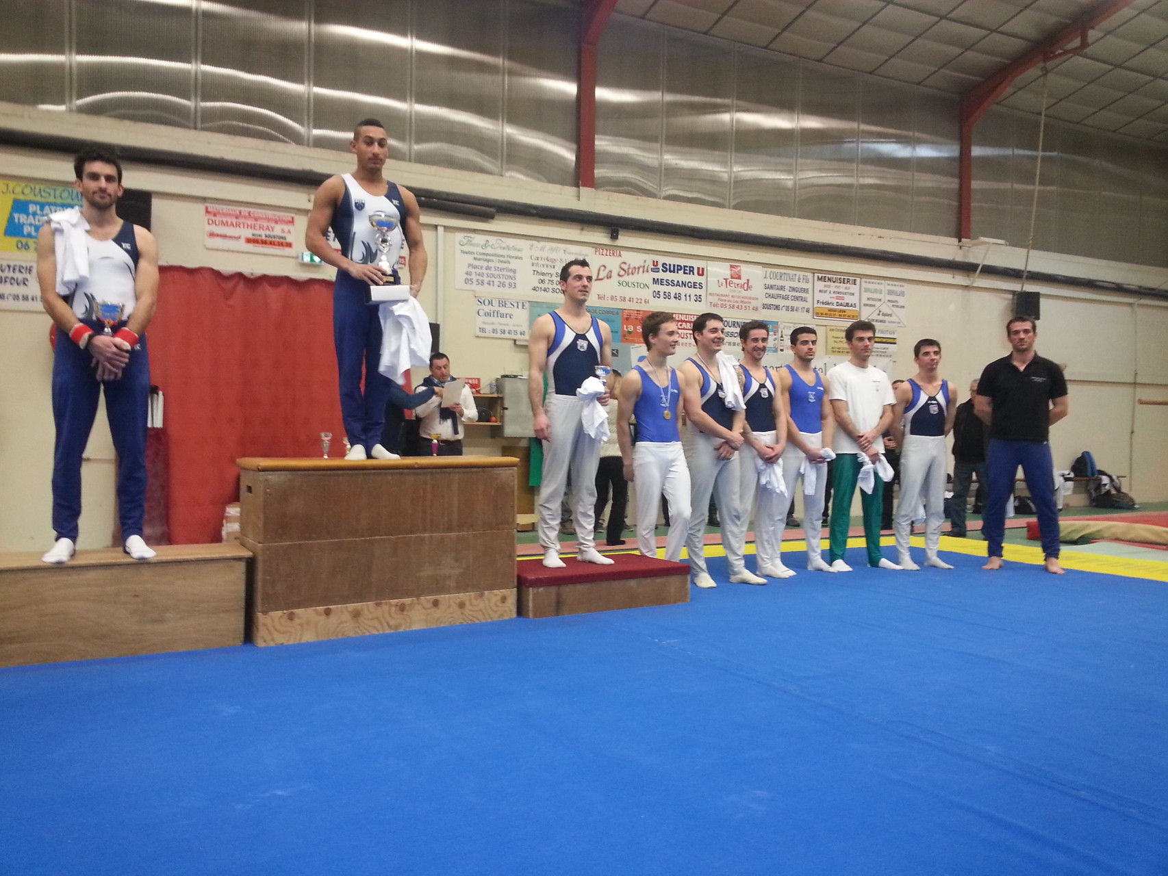 Podium Individuel Adultes: 1er Alioune Cissé Jeanne d'Arc de Dax, 2ème Mathieu Vidot Jeanne d'Arc de Dax, 3ème Nicolas Belleau Ecureuils de Soustons