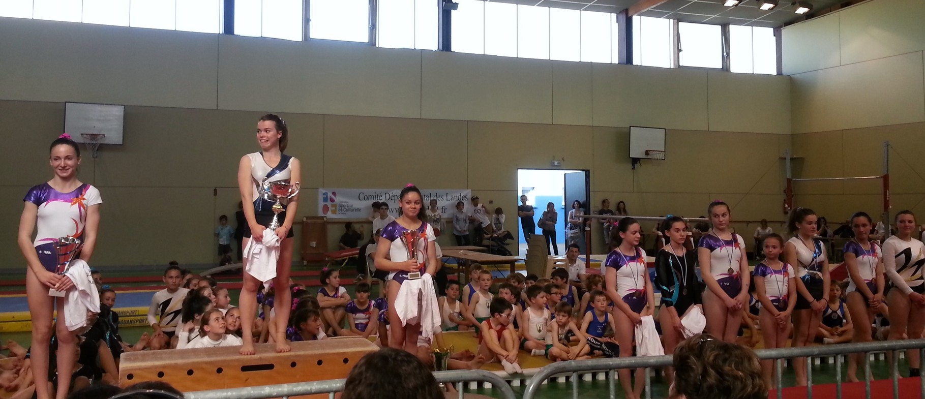 Podium Individuel Jeunesses: 1ère Lisa Maurin Jeanne d'Arc de Dax, 2ème Ophélie St Pé Violette Aturine, 2ème Laurie Gourgues Violette Aturine 