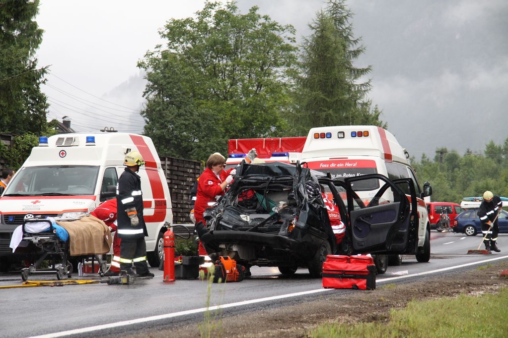 Verkehrsunfall B145 30.07.2010 (Foto: Kurt Schmidsberger)