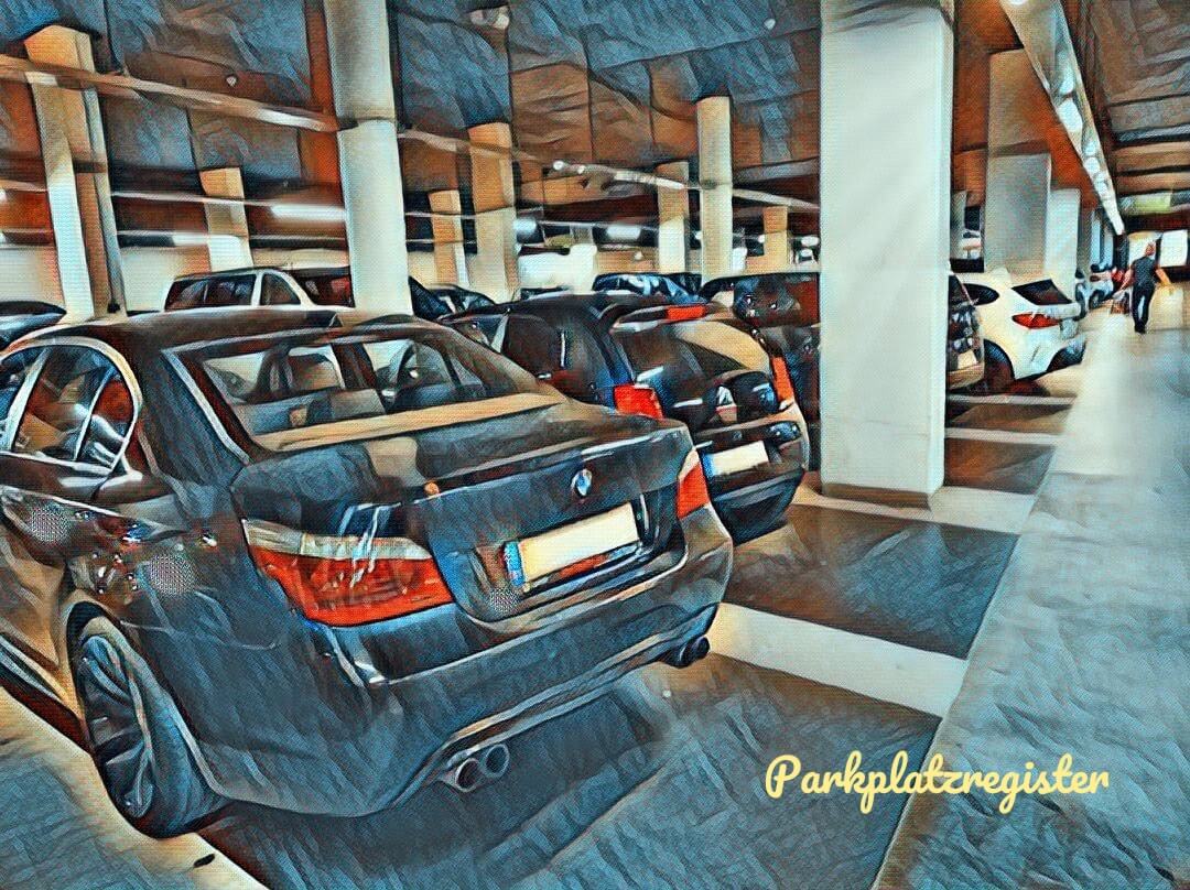 Günstig Parken Flughafen Düsseldorf Parkhaus www.parken-flughafen-vergleich.de