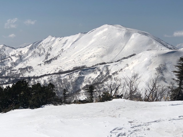 白井岳