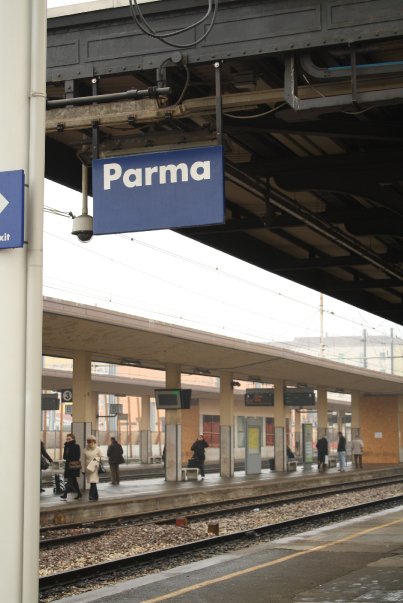 パルマ駅