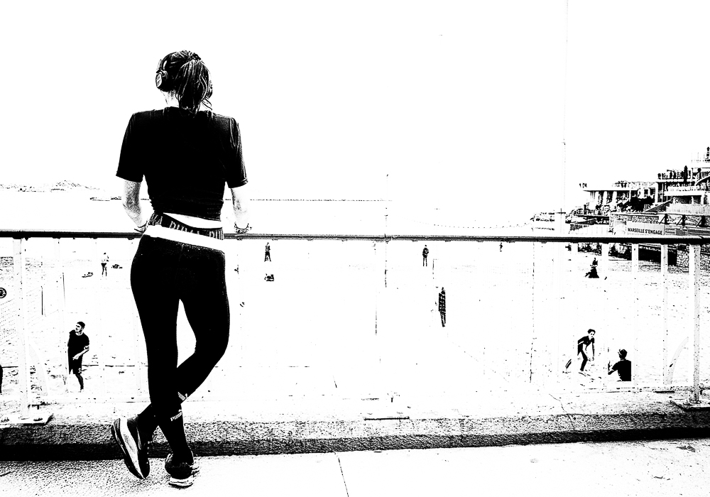 Elle Avait Les Jambes Croisees Et Je La Trouvais Nonchalante