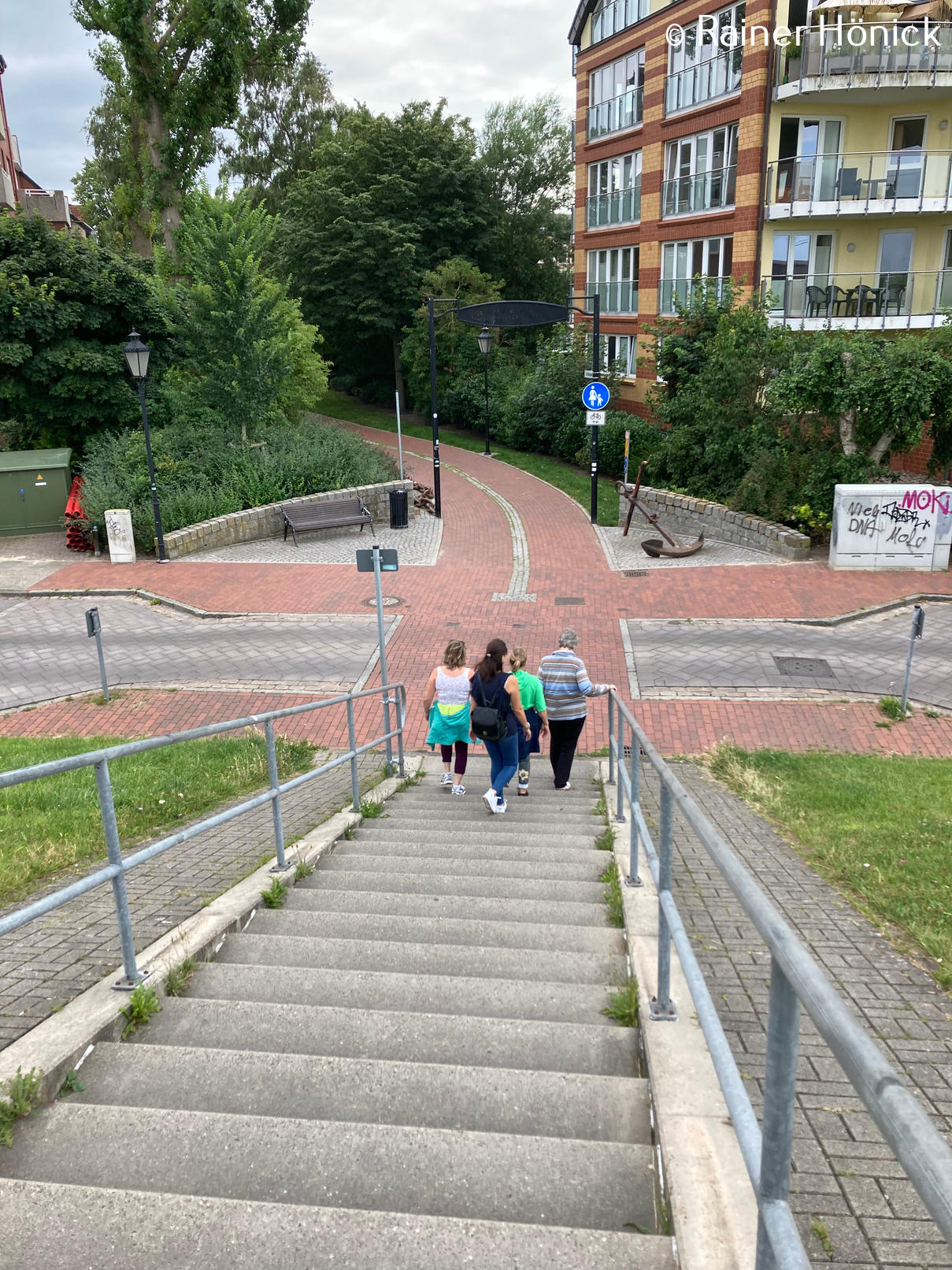 Treppenabgang in das Lotsenviertel