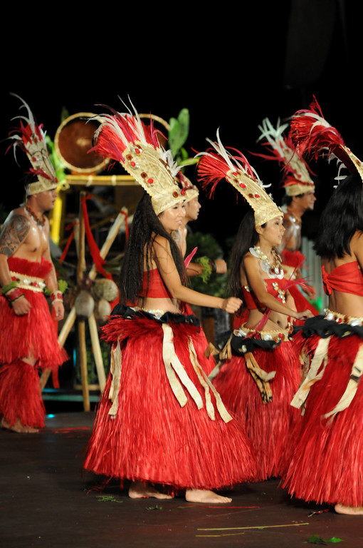 Heiva i Tahiti2011 Grand costume