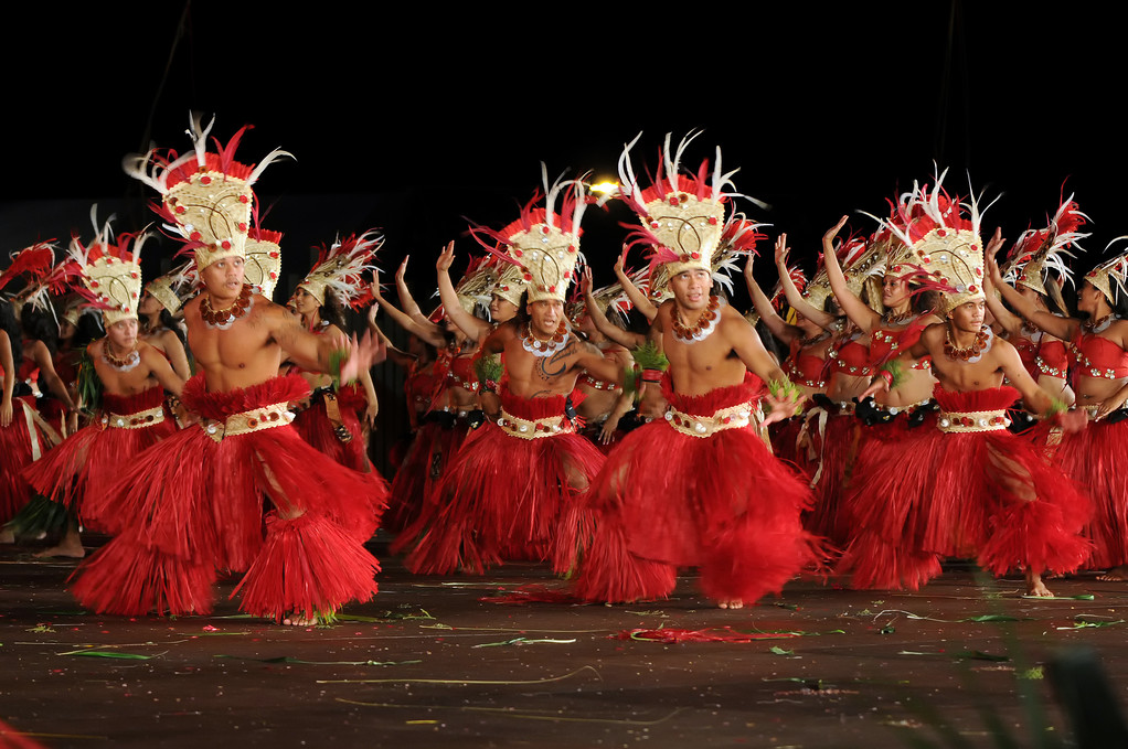 Heiva i Tahiti2011 Grand costume