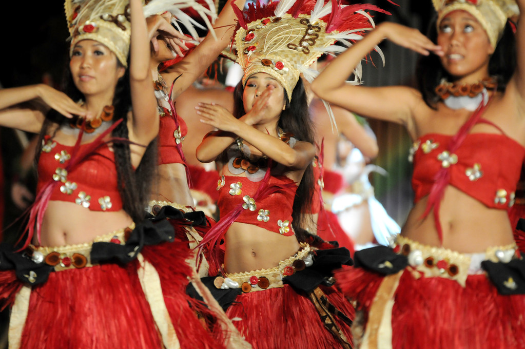 Heiva i Tahiti2011 Grand costume