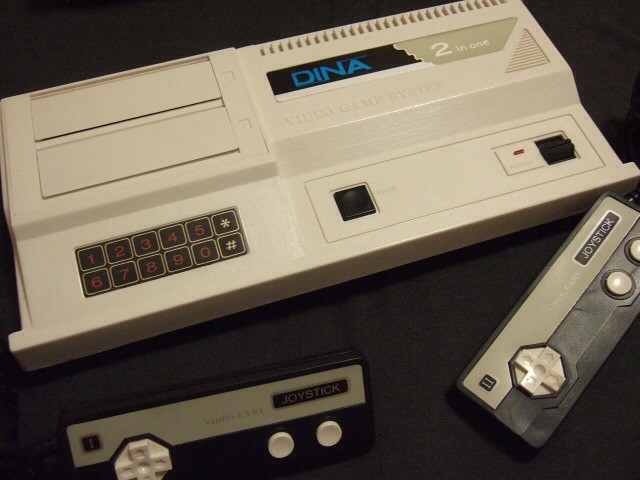 DINA un clone inglese del SG-1000