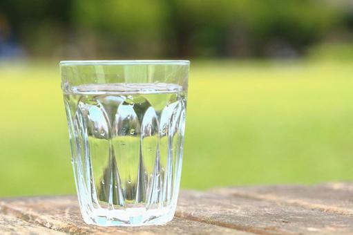 喉の渇きと頻尿に注意！もしかして糖尿病？