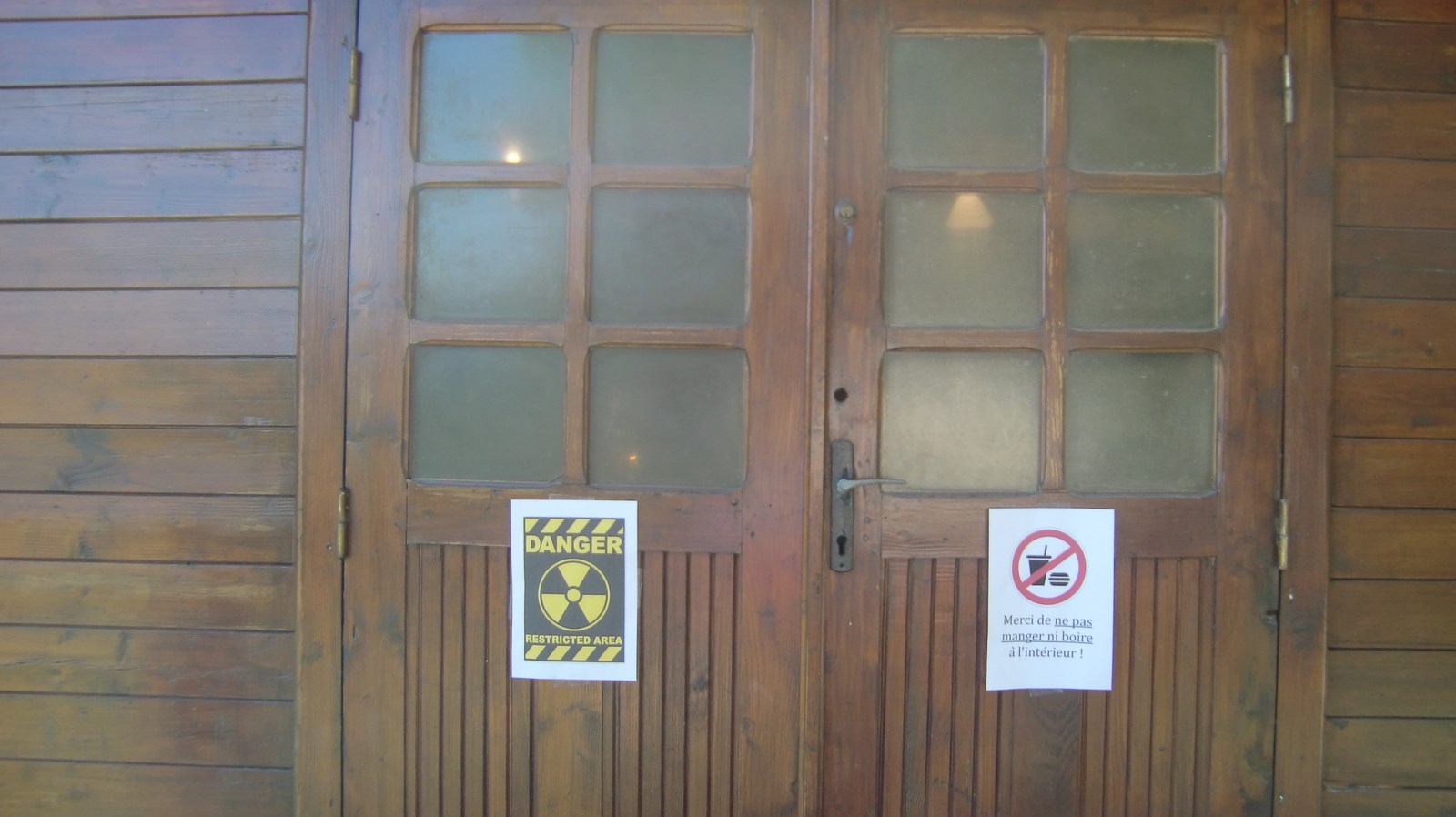 interdiction d'entrer dans l'escape-room
