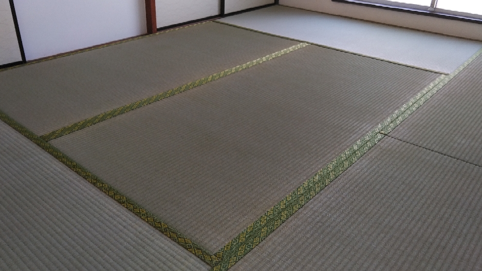 市営葭田住宅に表替え納品をしました。