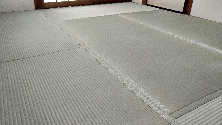 4月中に、熊本産表を使用して表替えをしました。