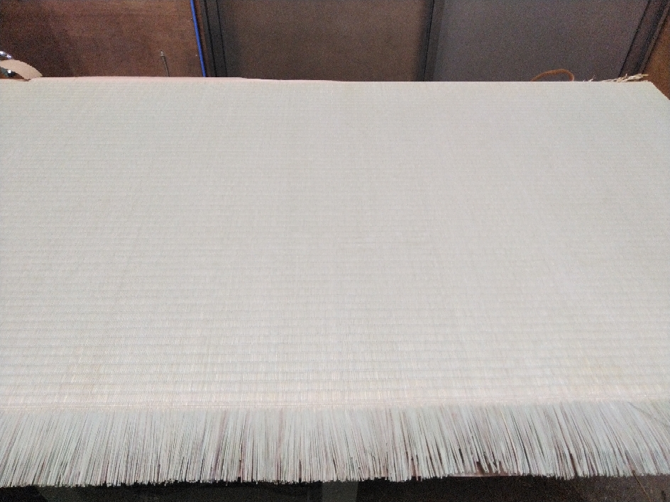 本床(藁床)、熊本産表を使用して新畳作業をしております。