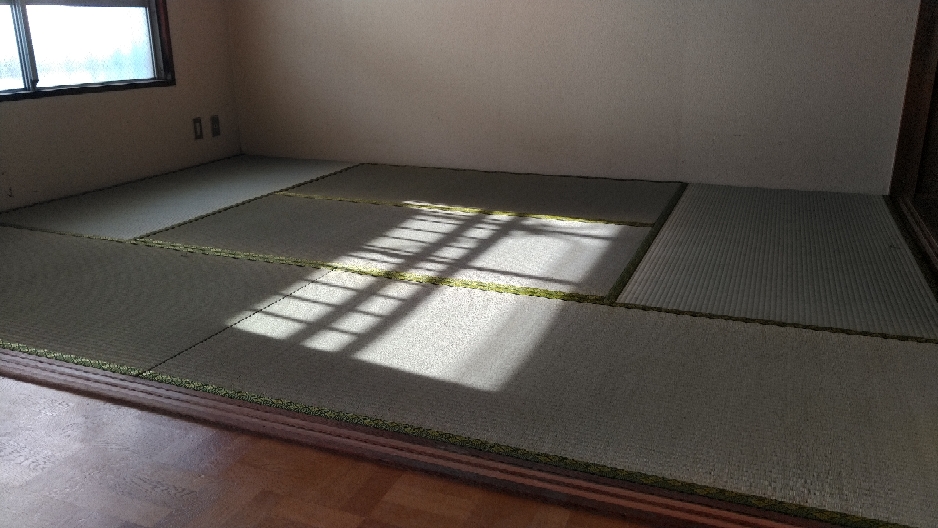 市営柳町住宅に納品にお伺いしました。