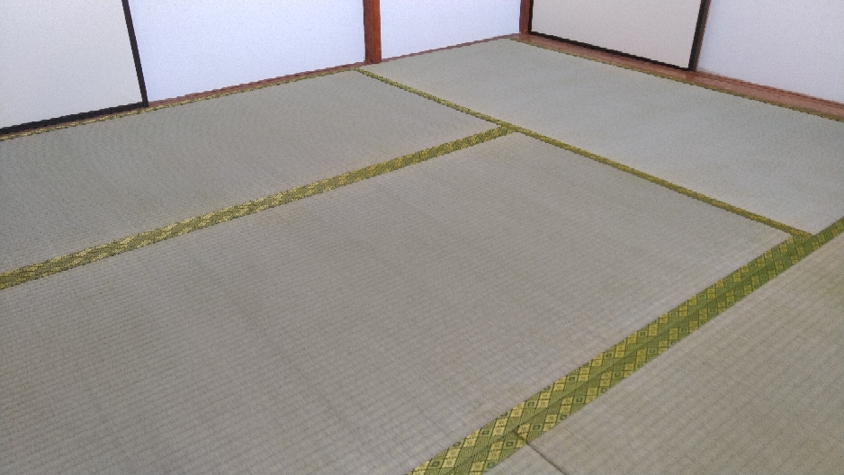 熊本産表を使用して、市営葭田住宅に納品にお伺いしました。